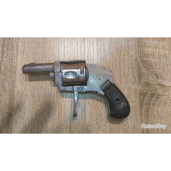 Bulldog 320 hamerless dco