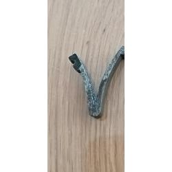 RESSORT EN "V"  LOT 38