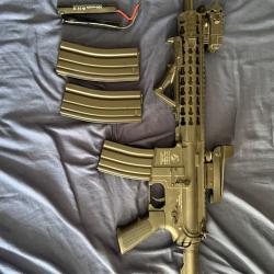 Réplique M4 Colt AEG