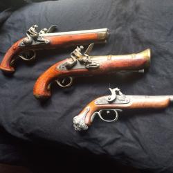 3 reproductions de d ancien pistolet à silex