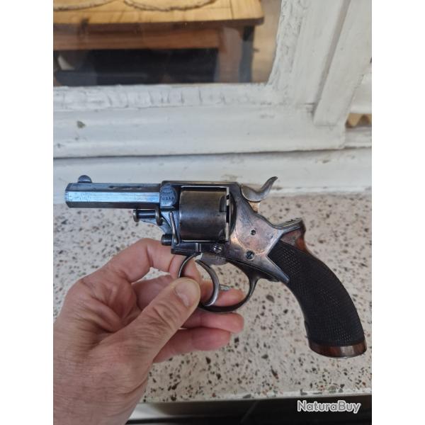 Trs rare revolver William Tranter 1868 Anglais  percussion centrale calibre 380 .