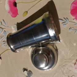 orf&egrave;vre ST Medart Shaker &agrave; cocktail m&eacute;tal argent&eacute; Art D&eacute;co