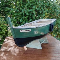 Rare maquette en bois canot de peche, annexe sardinier Bretagne ( 56cm )