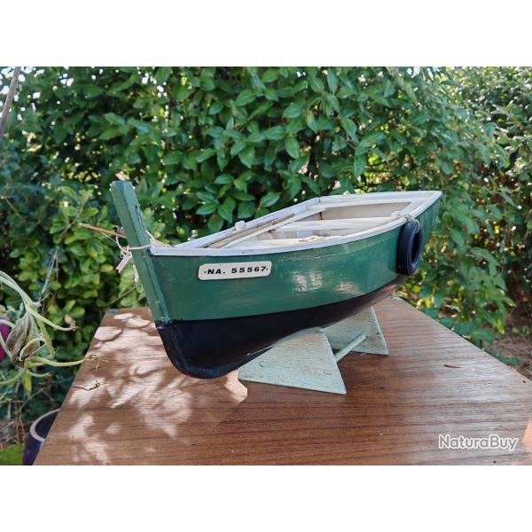 Rare maquette en bois canot de peche, annexe sardinier Bretagne ( 56cm )