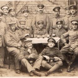 CPA -Photo - Un Groupe Soldats Allemands - N°4312