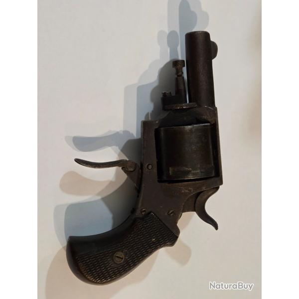 Bulldog 320 1 sans prix de reserve.