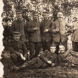 CPA -Photo - Un Groupe Soldats Allemands - N°4316