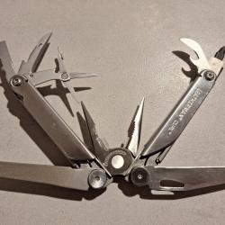 Leatherman curl