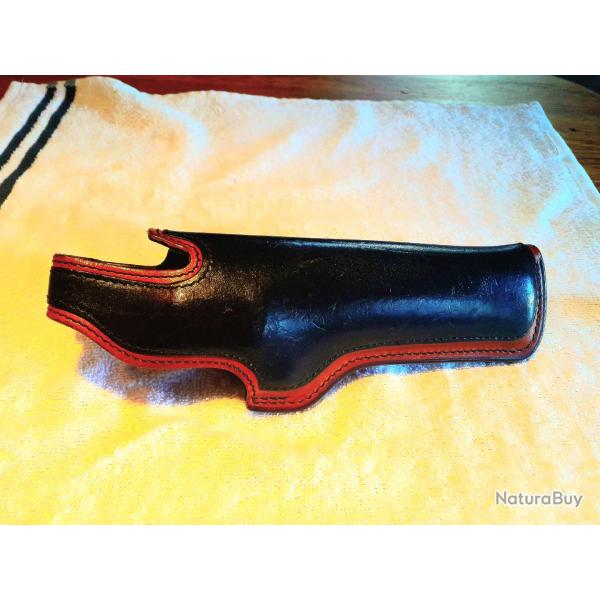 ETUI Revolver P.N. ou Moderne