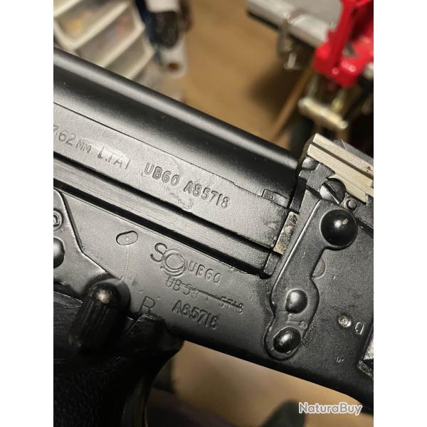 FAL L1A1 calibre 7,62x51 + Capot picatinny