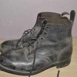 paire de Brodequin Anglais British 1939/1945 Soldat Post à identifier Collection