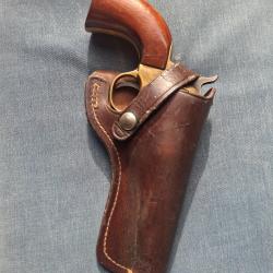 GIL HOLSTERS pour révolver fédéral en cuir