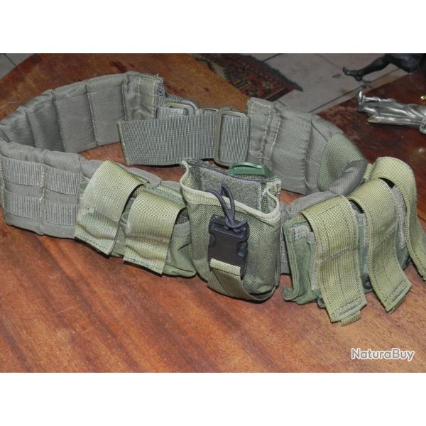 UNE CEINTURE CARTOUCHIERE TACTIQUE