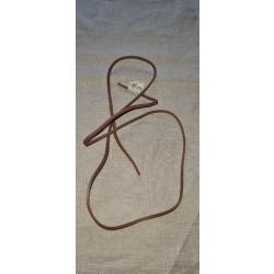 1  lacet cuir pour étui de colt ou couteau US      1,05  cm