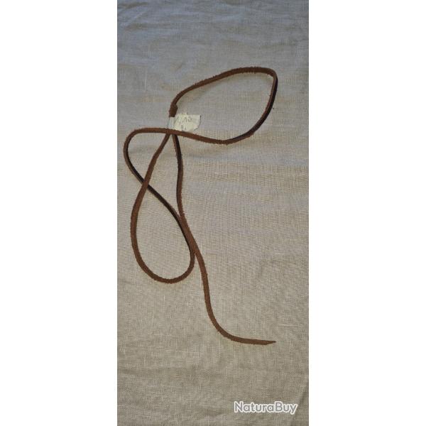1  lacet cuir pour tui de colt ou couteau US      1,10  cm (2)