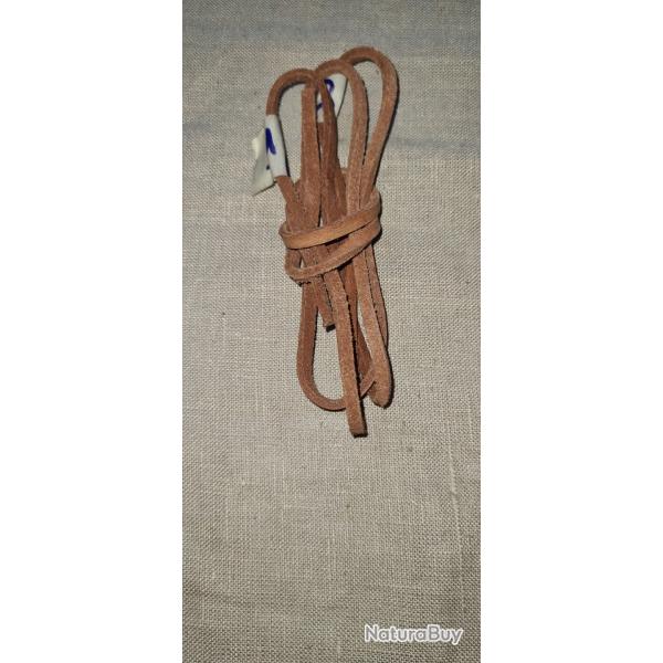 lacet cuir pour tui de colt ou couteau US   1 m