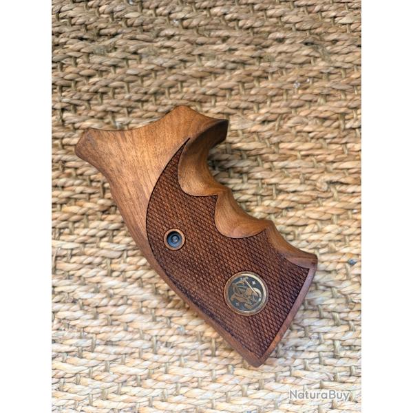 Poigne bois noyer Smith & Wesson K-Frame - quadrillage + mdaillons - Neuf