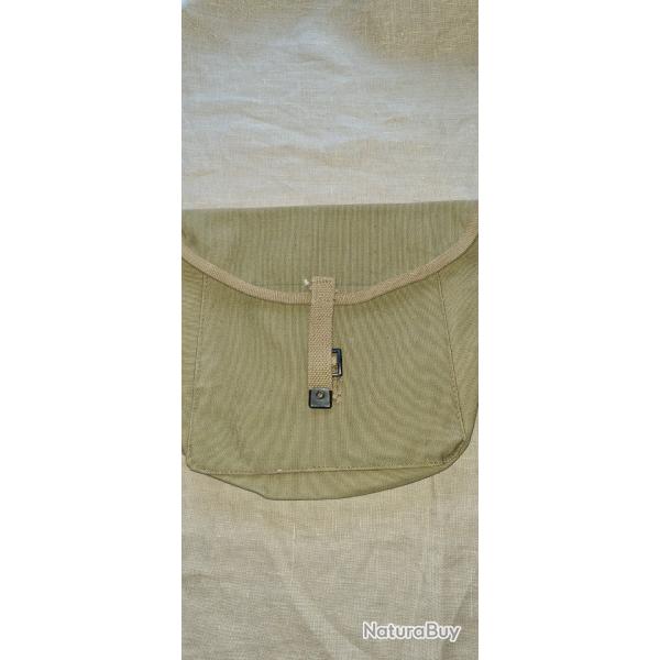 Porte gamelle US WW2 ORIGINAL Dat 1943