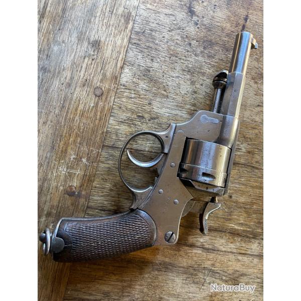 Revolver Saint tienne 1873