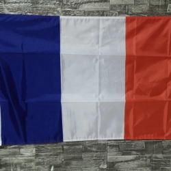 Drapeau Francais tricolore LIVRAISON OFFERTE