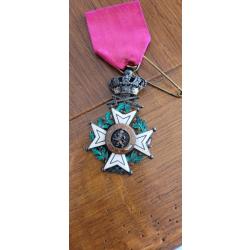 medaille décorative ancienne