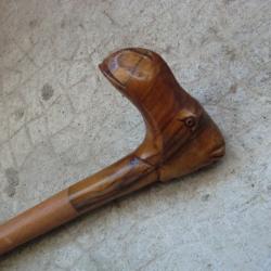canne pommeau a tete d 'aigle