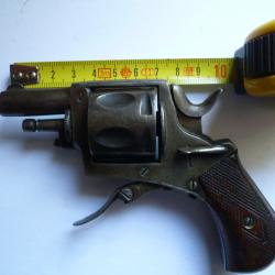 SUPERBE PETIT REVOLVER BULLDOGUE CALIBRE 320