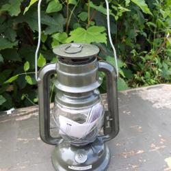 LAMPE &Agrave; P&Eacute;TROLE OLIVE 28 CM