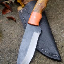 Couteau Skinner de Chasse Bushcraft Lame Acier Carbone 1075 Manche Bois/Résine Etui Fab Artisanale