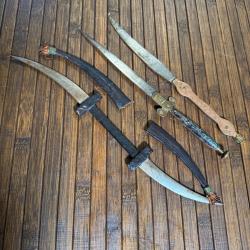 LOT 3 PETITS COUTEAUX DAGUE AFRIQUE DONT UN HALADIE