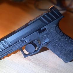 STOEGER STR9 Combat X, 3 chargeurs ETAT NEUF ! (très peu tiré) / Equipé pour recevoir un Pt ROUGE