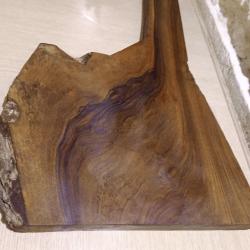 EBAUCHE DE CROSSE DE FUSIL EN NOYER FRANCAIS, QUALITÉ LUXE, VEINES NOIRES TRES DESSINÉES