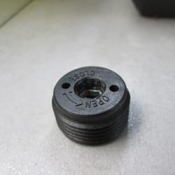 Bouchon Vis de chargeur co2 KWC  (G8)