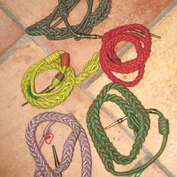 Fourragères réglementaires dans l'armée française.