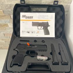 Pistolet à blanc SIG SAUER 9 mm - Neuf, jamais utilisé + 2 chargeurs